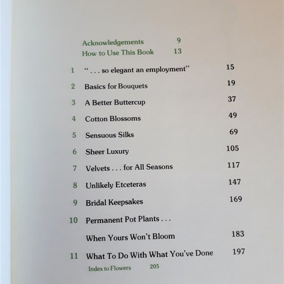 Vintage 1970s Hardcover Book Flower Fabrications by Jean Wilkinson - Picture 6 of 16